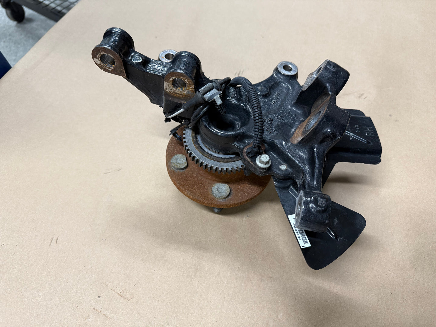2015-2020 Ford Mustang PP1 GT RH Passenger Side Front Spindle Knuckle Hub