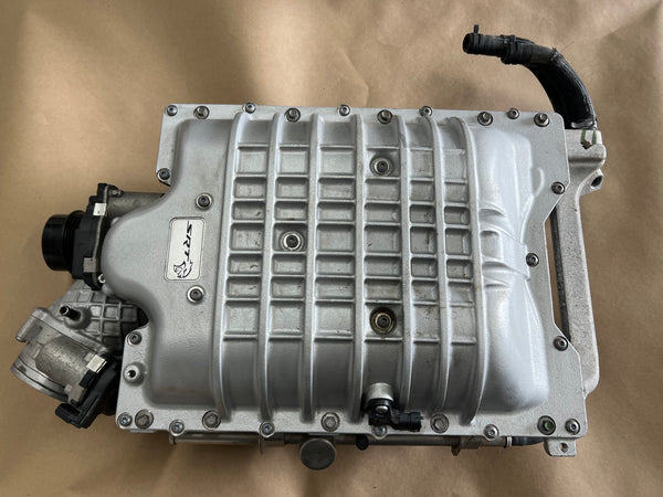 2018-2021 Jeep Trackhawk Supercharger Head Unit Fuel Injector Rails Snout