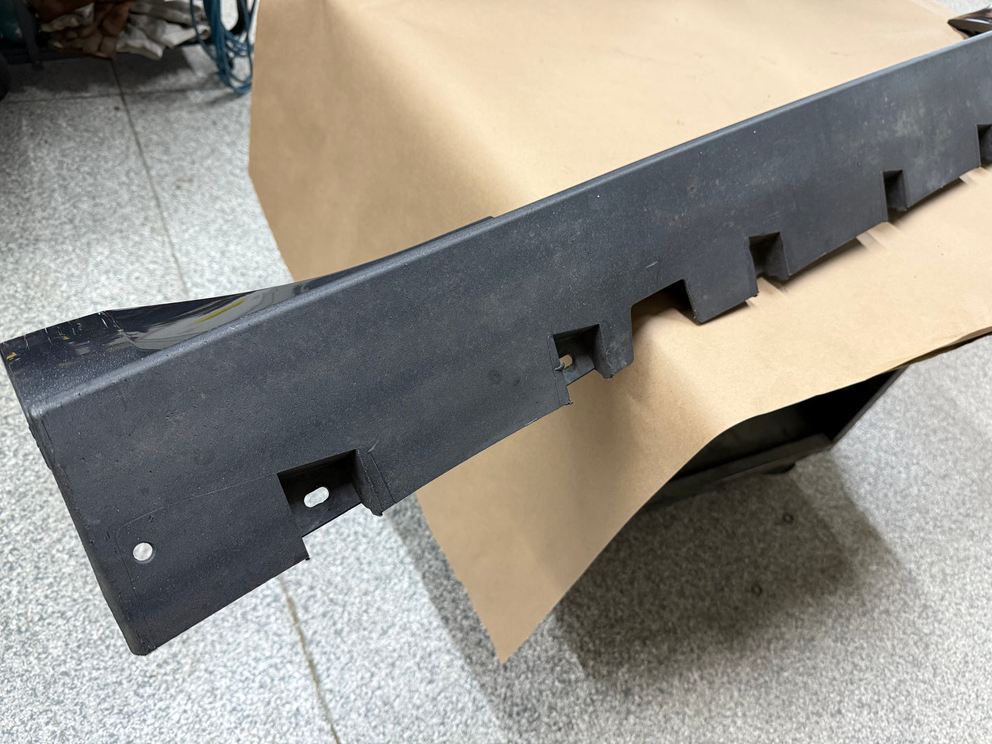 2015-2023 Ford Mustang GT V6 Side Skirt Molding LH Driver Side "J7"