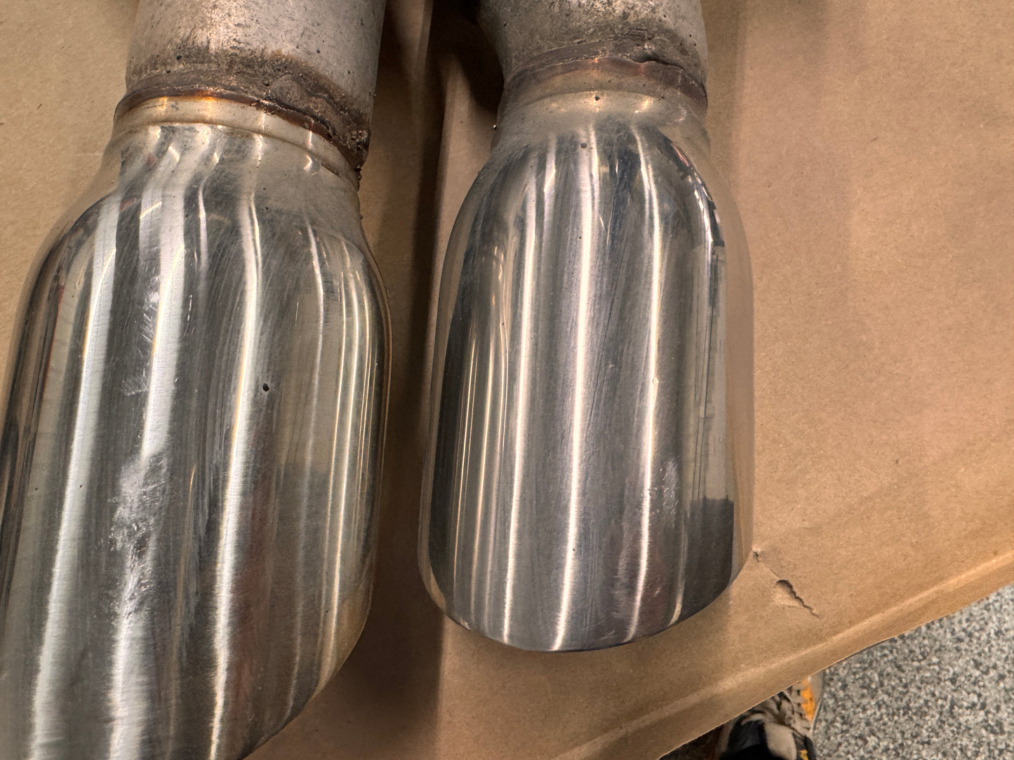 2012-2015 Chevrolet Camaro OEM Quad Tip Mufflers RH LH Pair Used