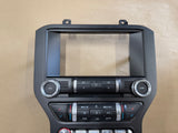 2021 Ford Mustang GT Touch Screen, Face Plate, Radio, Module USB Port