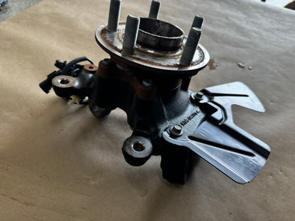 2024-2026 Mustang GT RH Passenger Side Front Spindle Knuckle Hub Low Mileage