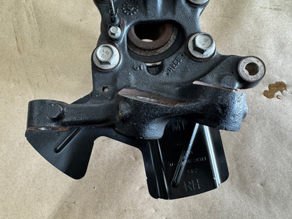 2024-2026 Mustang GT RH Passenger Side Front Spindle Knuckle Hub Low Mileage