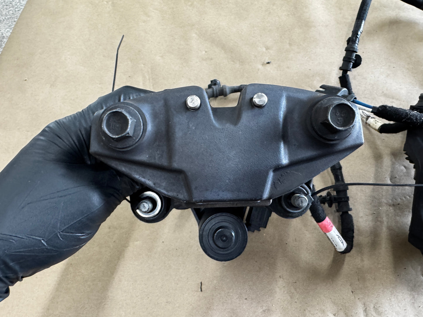 2024-2026 Ford Mustang GT Rear RH LH Pair Electric Emergency Brake Caliper 9k Mi