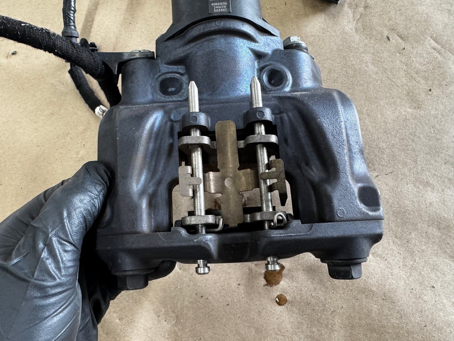 2024-2026 Ford Mustang GT Rear RH LH Pair Electric Emergency Brake Caliper 9k Mi