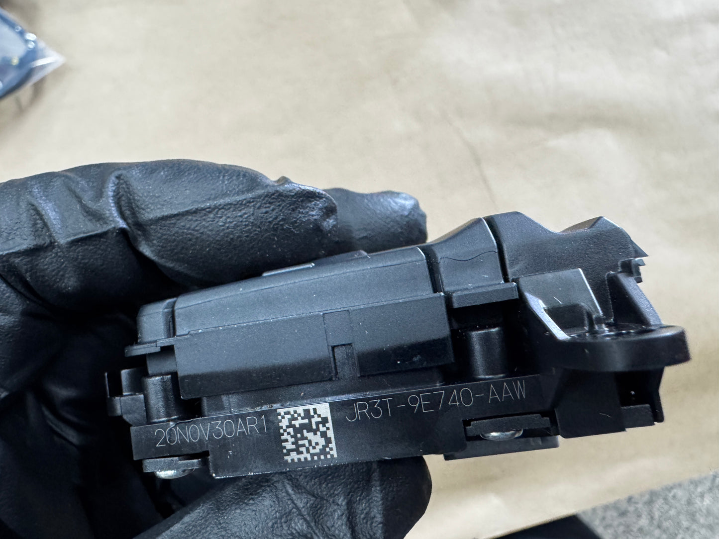 2015-2023 Ford Mustang GT LH Steering Wheel Button Volume Mute Seek