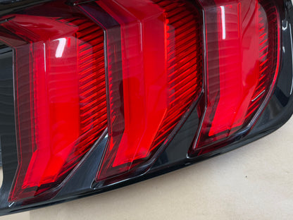2018-2023 Ford Mustang GT V6 EcoBoost Tail Light RH Passenger Side LED