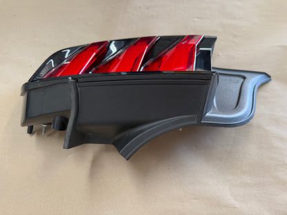 2018-2023 Ford Mustang GT V6 EcoBoost Tail Light RH Passenger Side LED