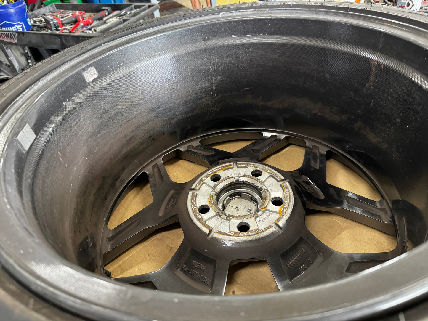 2024-2026 Ford Mustang GT 5.0 19x9.5" Wheel Rim Salient 275/40/19 OEM