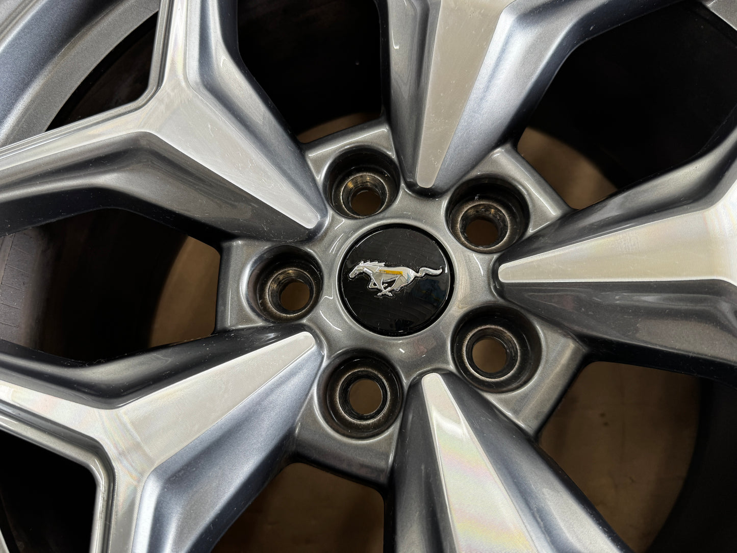 2024-2026 Ford Mustang GT 5.0 19x9.5" Wheel Rim Salient 275/40/19 OEM
