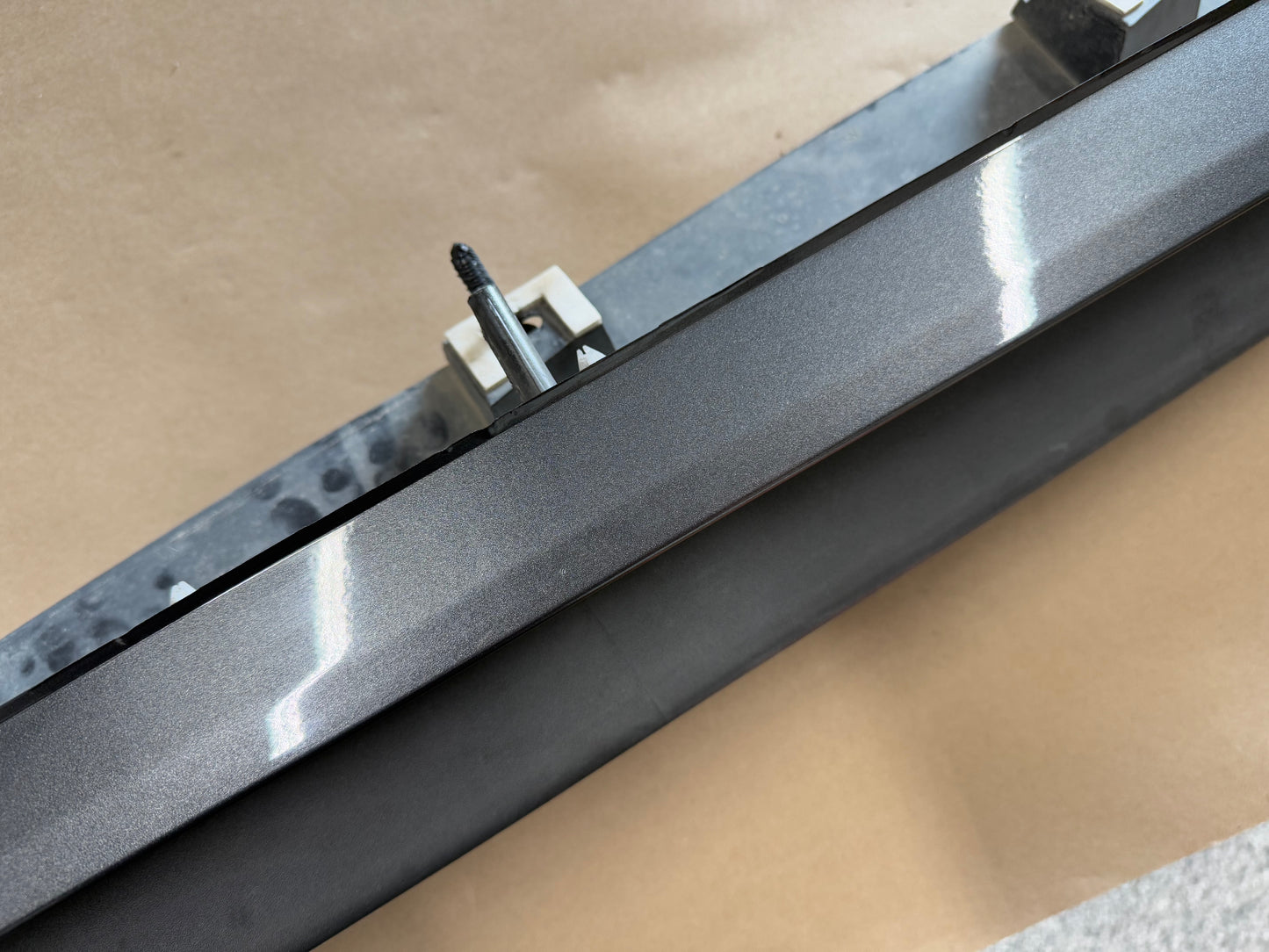2015-2023 Ford Mustang GT V6 LH Side Skirt Molding Driver Side "J7"