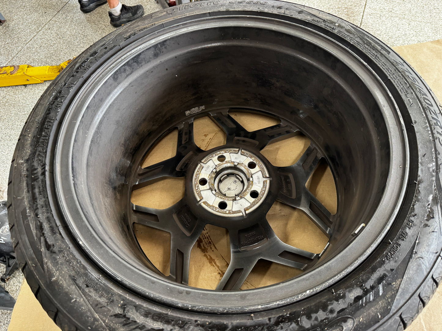 2024-2026 Ford Mustang GT 5.0 19x9.5" Wheel Rim Salient 275/40/19 OEM