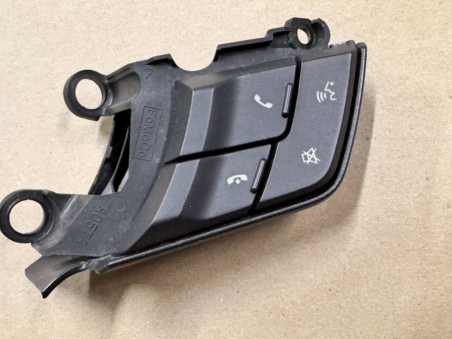 2015-2023 Ford Mustang GT RH Wheel Steering Button Sync Control - OEM