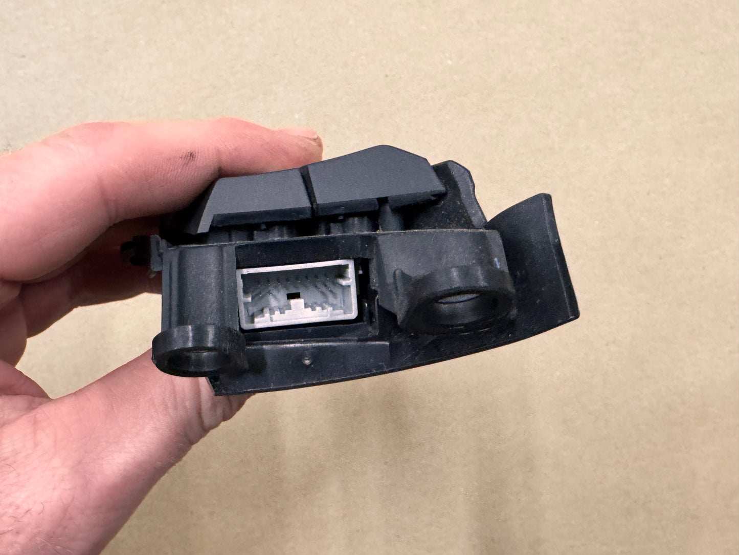 2015-2023 Ford Mustang GT RH Wheel Steering Button Sync Control - OEM