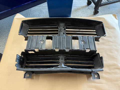 2018-2023 Ford Mustang GT Radiator Air Shutter Grille Assembly
