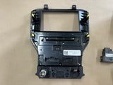 2022 Ford Mustang GT Touch Screen, Face Plate, Radio, Module USB port