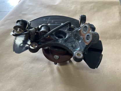 2015-2020 Ford Mustang 5.0L GT LH Driver Side Front Spindle Knuckle Hub