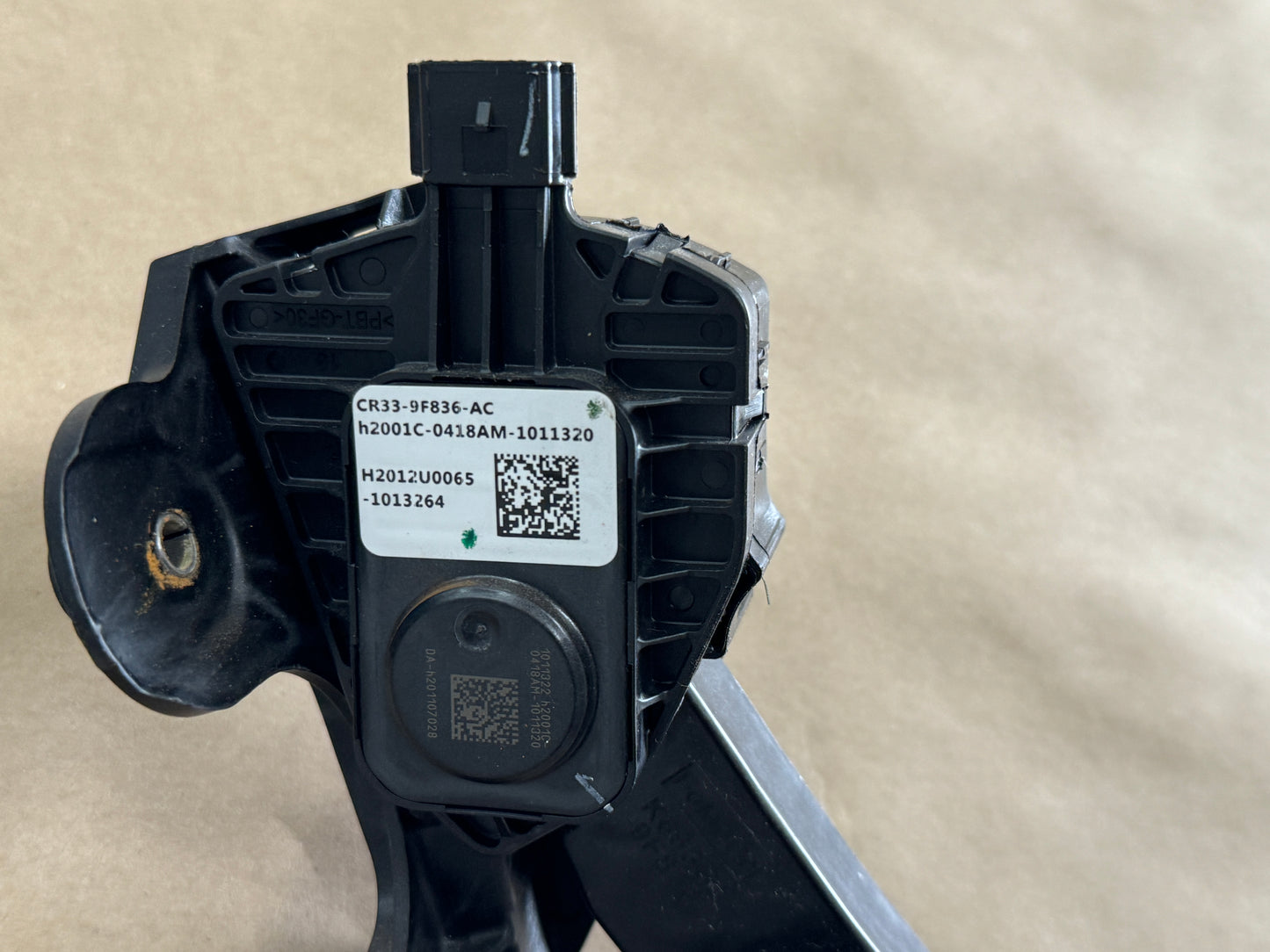 2020-2022 Ford Mustang GT500 "Auto" Brake Pedal Assembly Electronic Gas Pedal