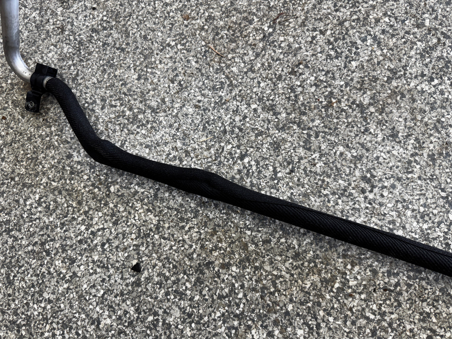 2023-2025 FORD F-250 F-350 F-450 ENGINE COOLANT HOSE PIPE OEM