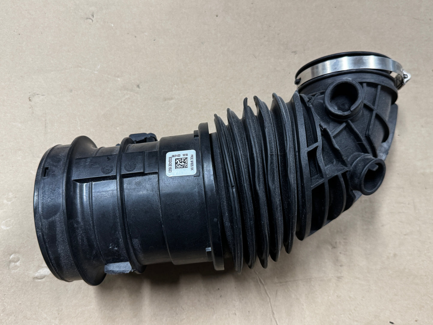 2024 Ford Mustang GT Coyote OEM Cold Air Intake Elbow MAF Housing LH Driver