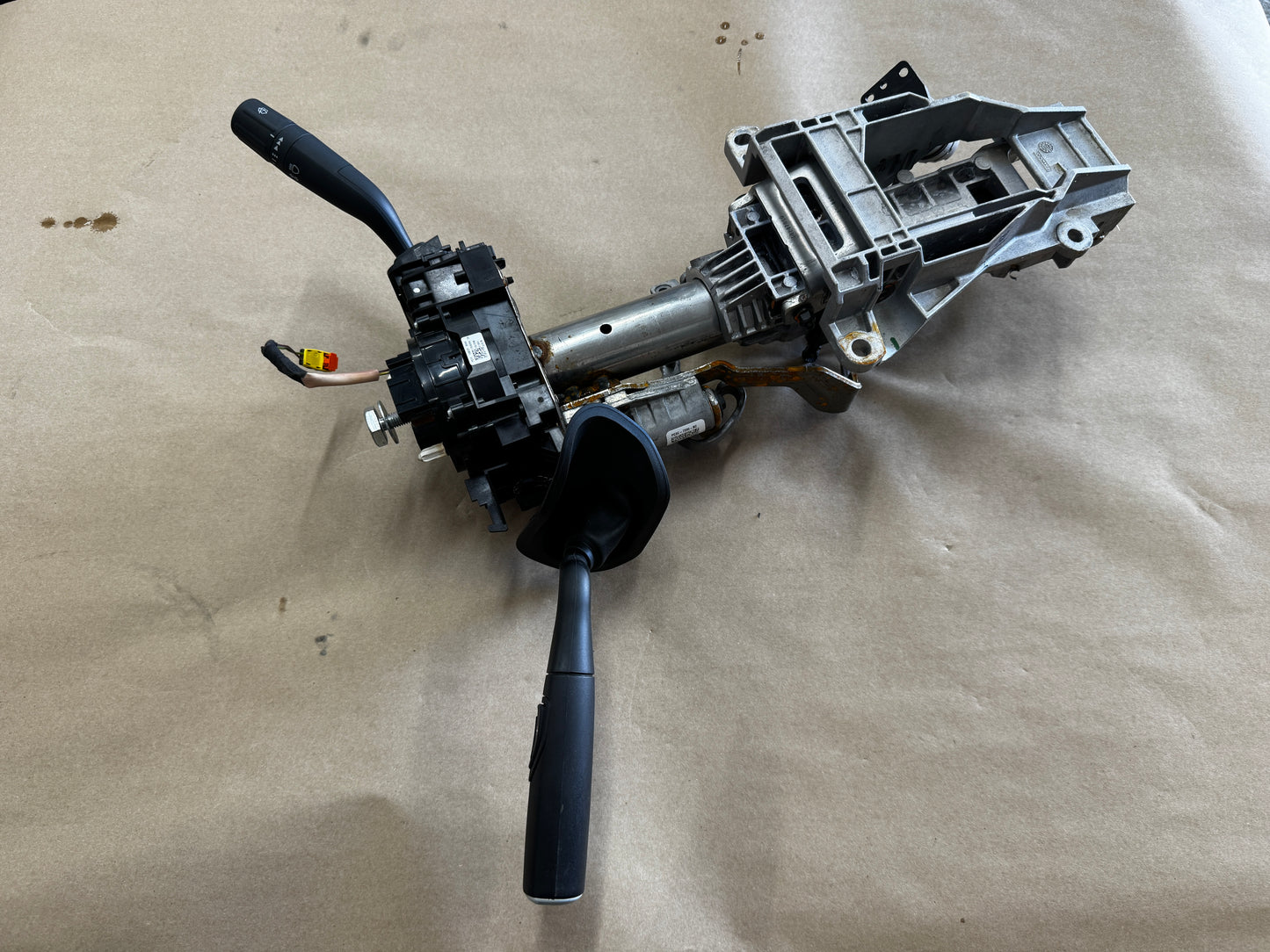 2023-2026 Ford F-250 F-350 Super Duty Steering Column Auto/Power Tilt