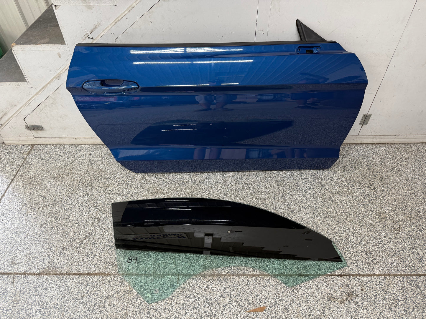 2015-2023 Ford Mustang GT GT500 RH Passenger Side Door Complete w/Glass "B3"