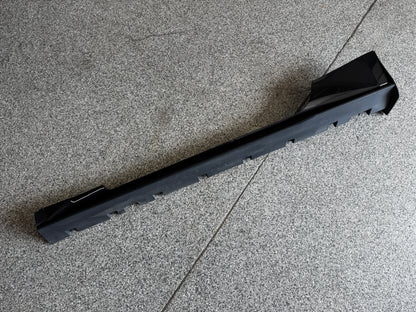 2024-2026 Ford Mustang GT LH Driver Side Skirt Molding "HY" - OEM