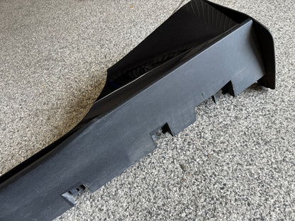 2024-2026 Ford Mustang GT LH Driver Side Skirt Molding "HY" - OEM