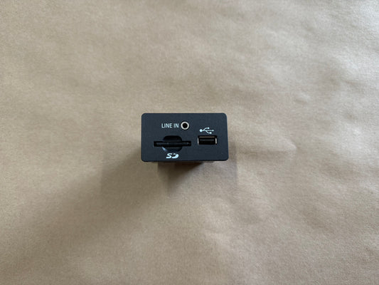 2015 Ford Mustang GT Ecoboost USB Port OEM 15-17