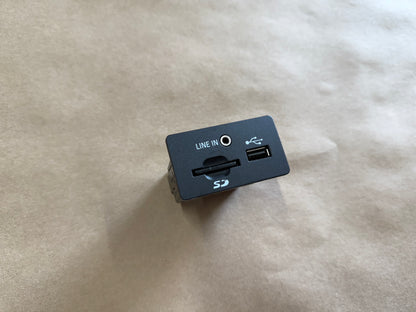 2015 Ford Mustang GT Ecoboost USB Port OEM 15-17