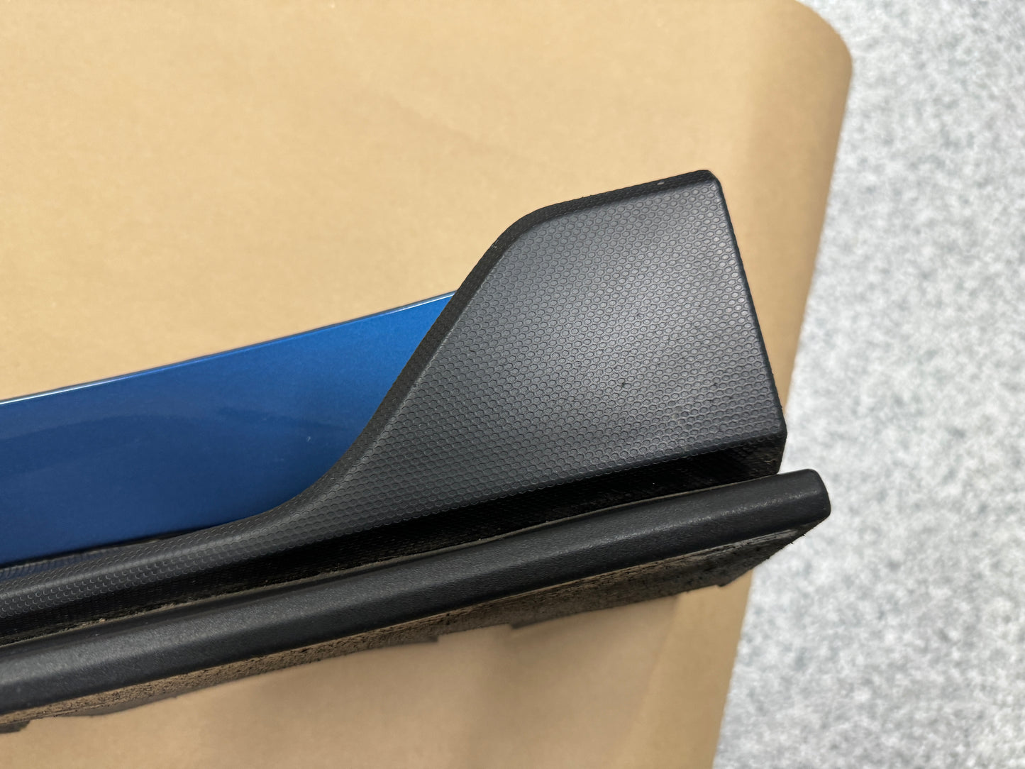 2020-2022 Mustang GT500 Shelby RH Passenger Lower Side Skirt Trim
