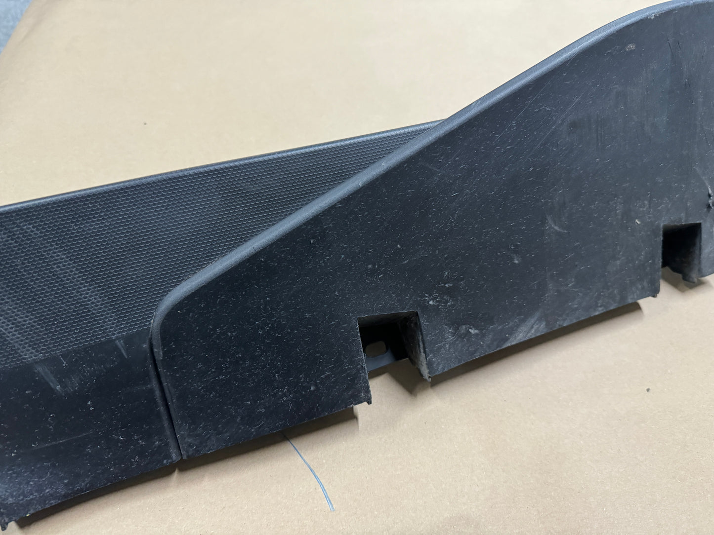 2020-2022 Mustang GT500 Shelby RH Passenger Lower Side Skirt Trim