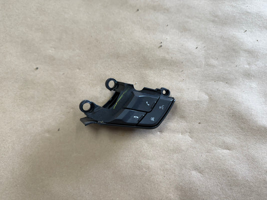 2015-2017 Ford Mustang GT RH Wheel Steering Button Sync Control