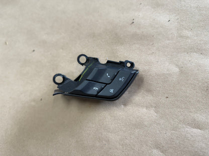 2015-2017 Ford Mustang GT RH Wheel Steering Button Sync Control