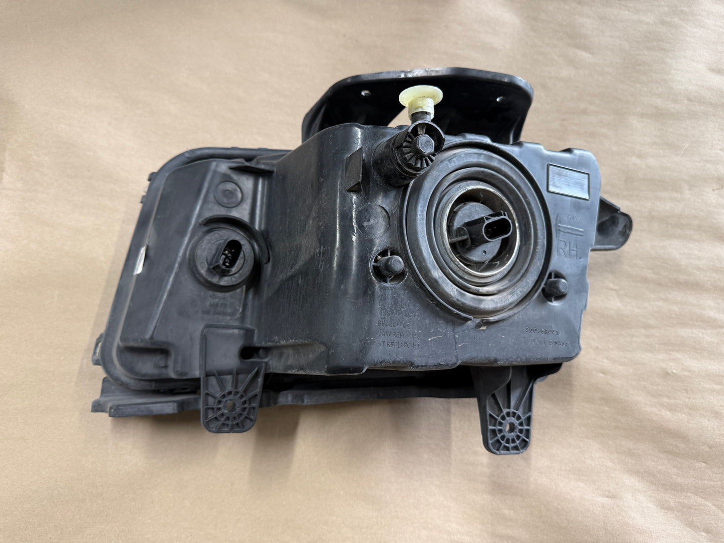 2010-2013 Chevrolet Camaro RH Passenger Side Headlight Halogen