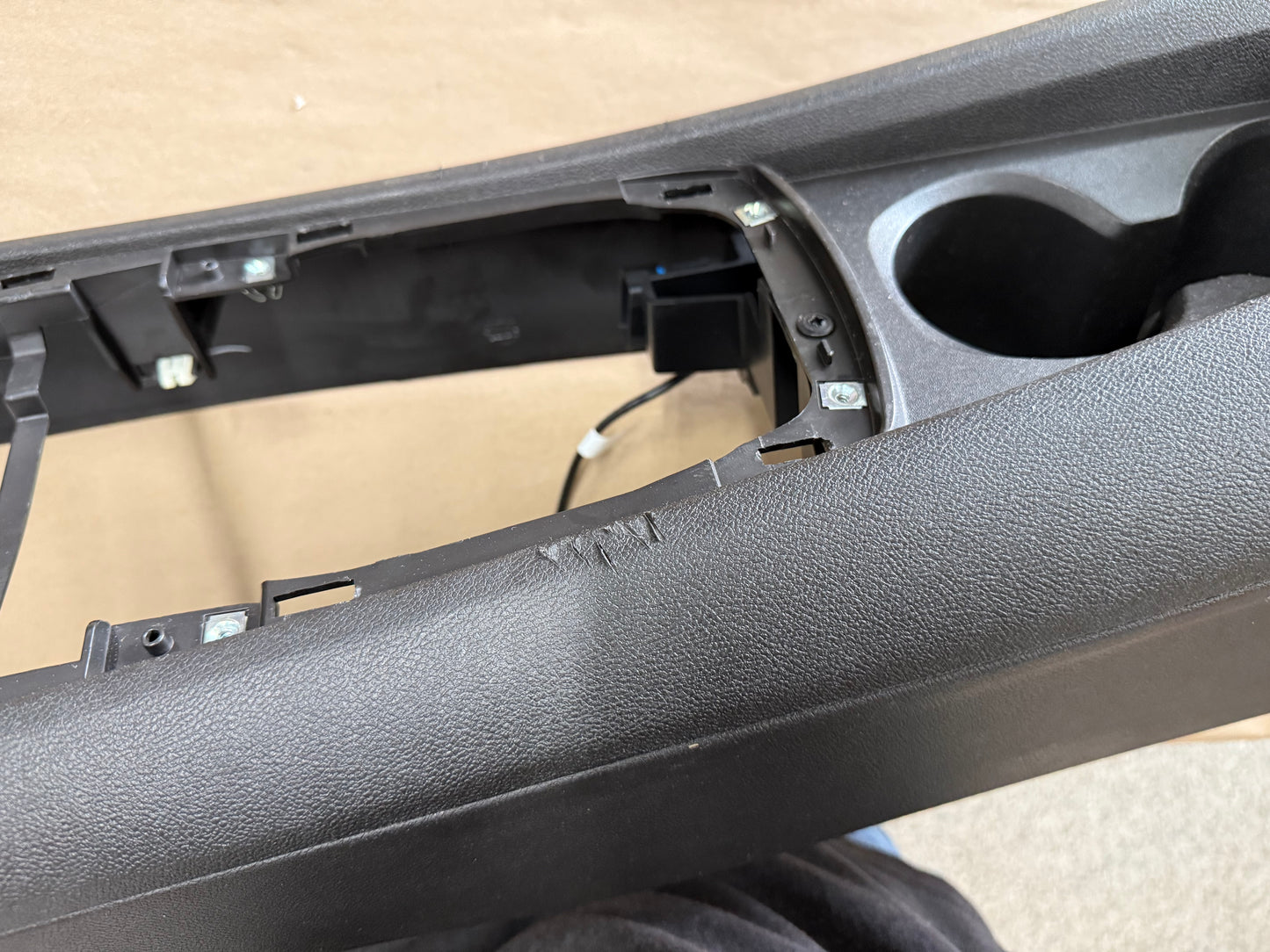 2010-2015 Chevrolet Camaro SS Center Console Assembly