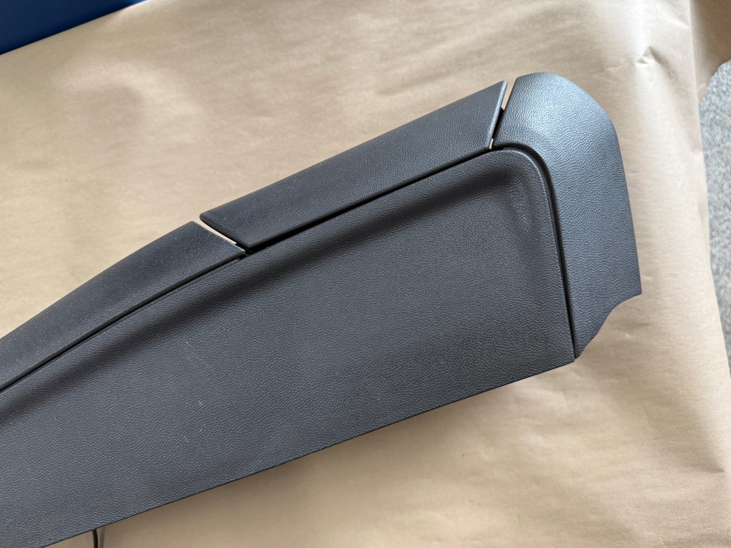 2010-2015 Chevrolet Camaro SS Center Console Assembly