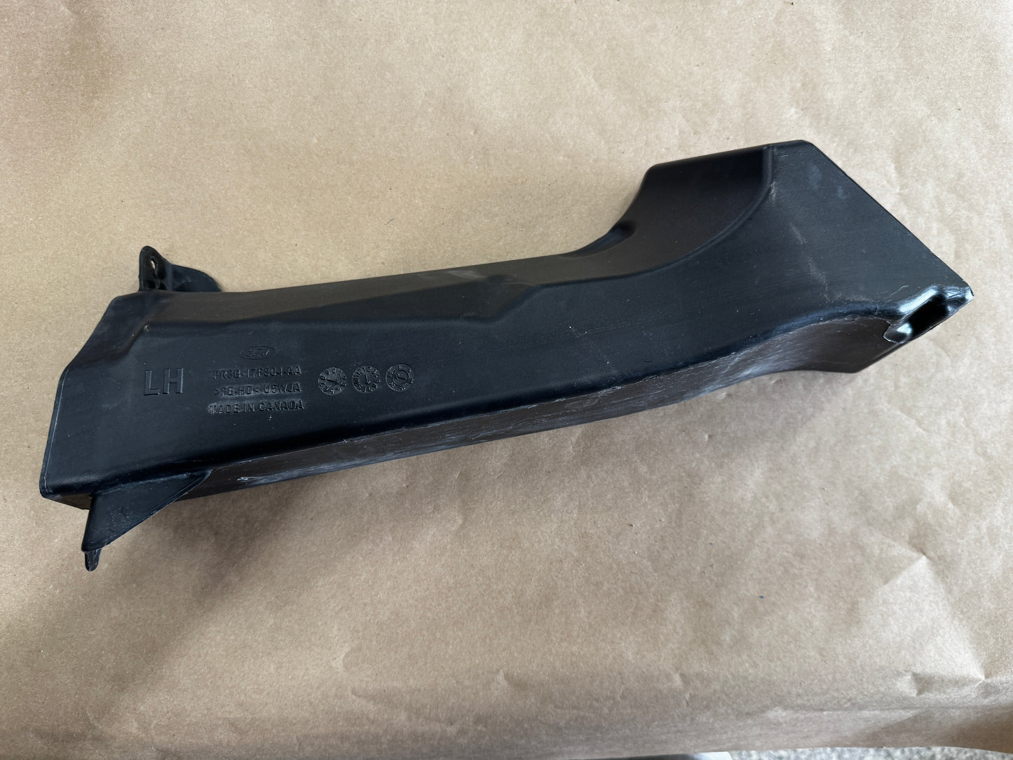 2024-2026 Ford Mustang GT Front Bumper Brake Air Duct LH Driver Side