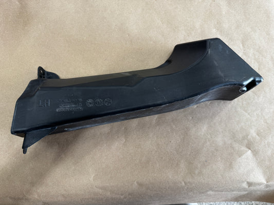 2024-2026 Ford Mustang GT Front Bumper Brake Air Duct LH Driver Side