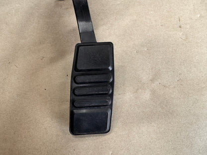 2024 Ford Mustang GT Automatic Brake Pedal Assembly Accelerator Pedals