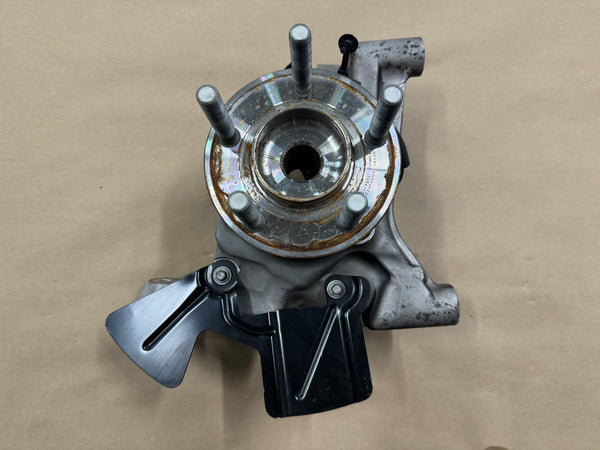 2020-2022 Ford Mustang GT500 CFTP LH Driver Side Front Spindle Knuckle Hub