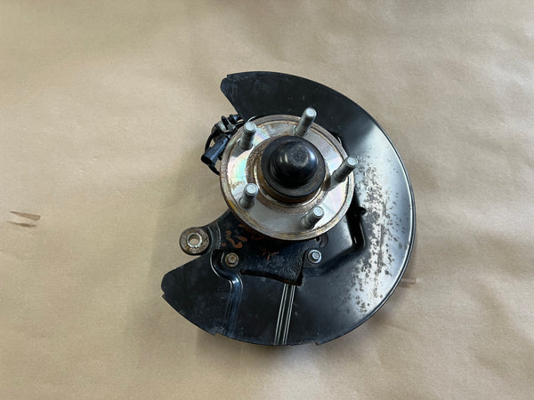 2015-2020 Ford Mustang 5.0L GT RH Passenger Side Front Spindle Knuckle Hub