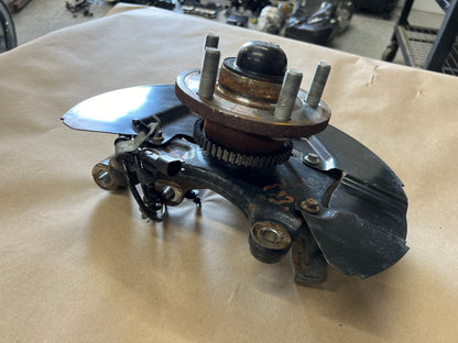2015-2020 Ford Mustang 5.0L GT RH Passenger Side Front Spindle Knuckle Hub