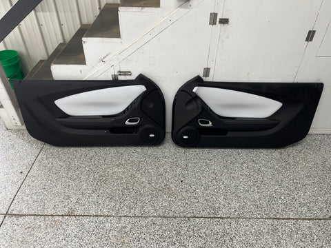 2010-2015 Chevrolet Camaro SS RH LH Pair Door Panels "White" Inserts