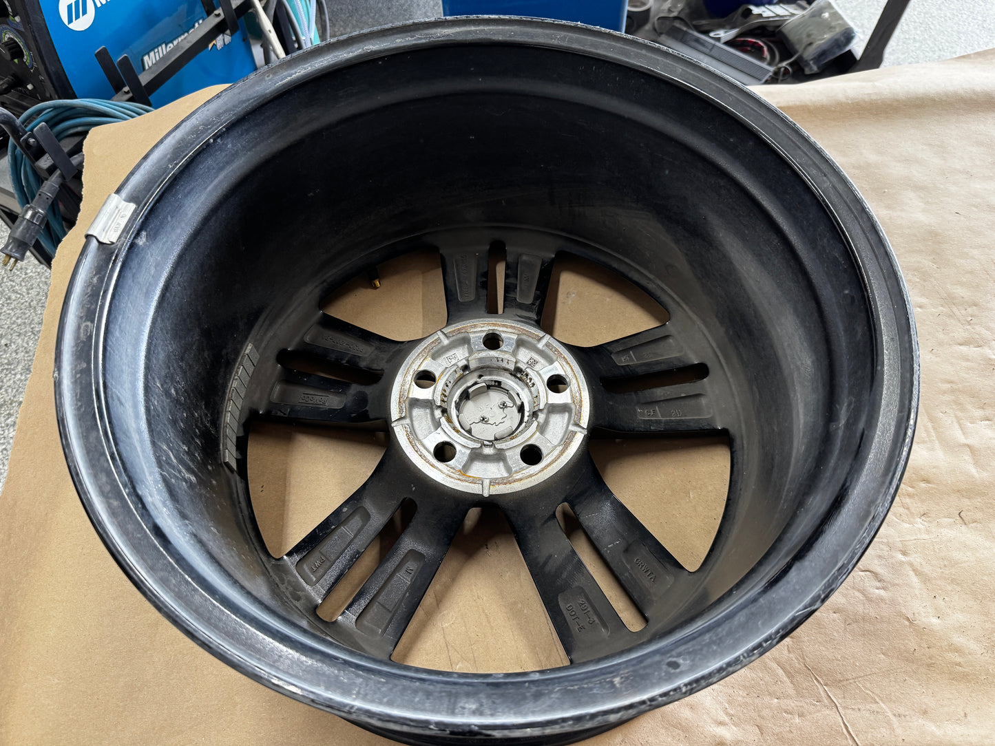 2024 Ford Mustang Black OEM Wheel 18x8.5