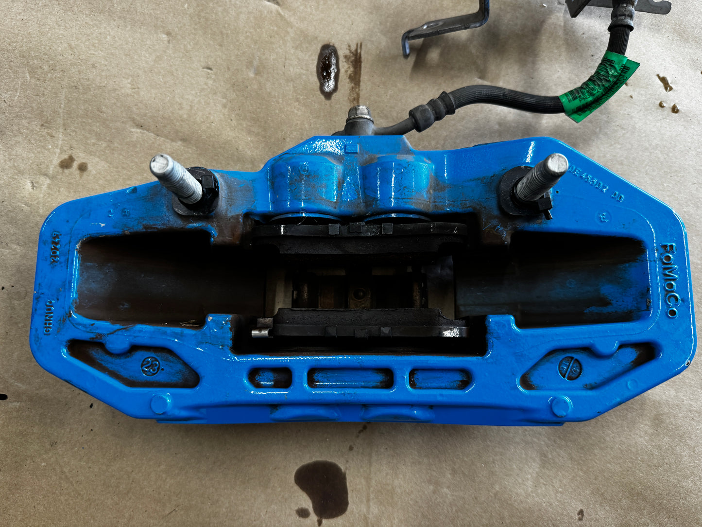 2024-2026 Ford Mustang GT Rear Brake Calipers Pair 4 Piston Brembo