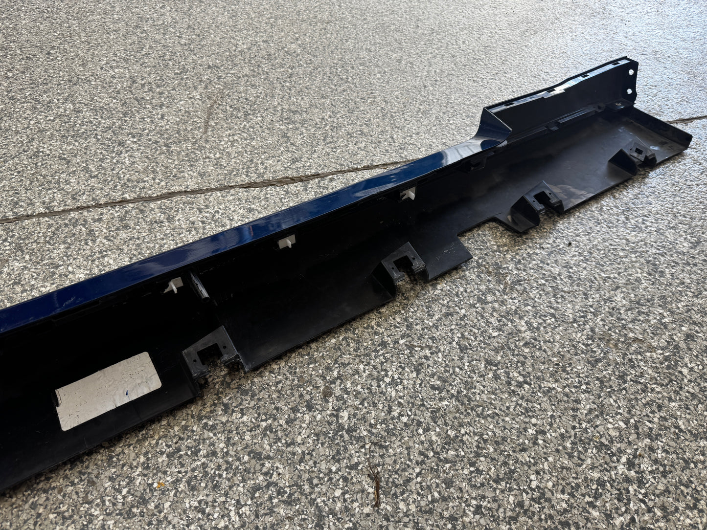 2024 Mustang GT LH Driver Side Skirt Molding B3