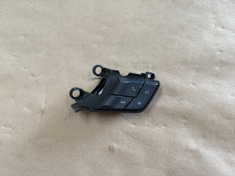 2018-2023 Ford Mustang GT RH Wheel Steering Button Sync Control