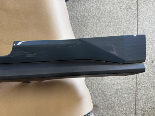 2024-2026 Ford Mustang GT RH Passenger Side Skirt Molding "K1" - OEM