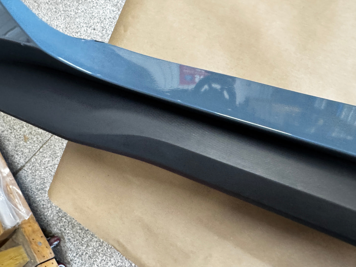 2024-2026 Ford Mustang GT RH Passenger Side Skirt Molding "K1" - OEM